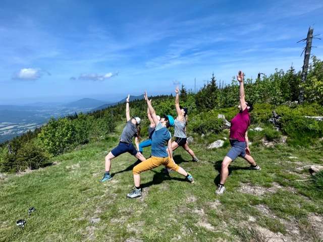 Gruppe beim Yoga