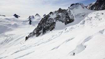 Freerider inmitten von Gletscher