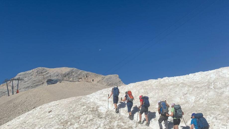 deutschland-zugspitze-9hrzug-2022 (8).jpg