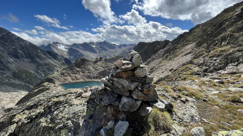 Ausblick auf die Hildesheimer Hütte und den Trinkwassersee