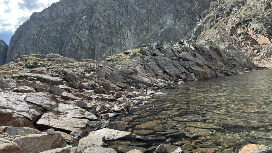 Bergsee an der Hildesheimer Hütte in den Stubaier Alpen