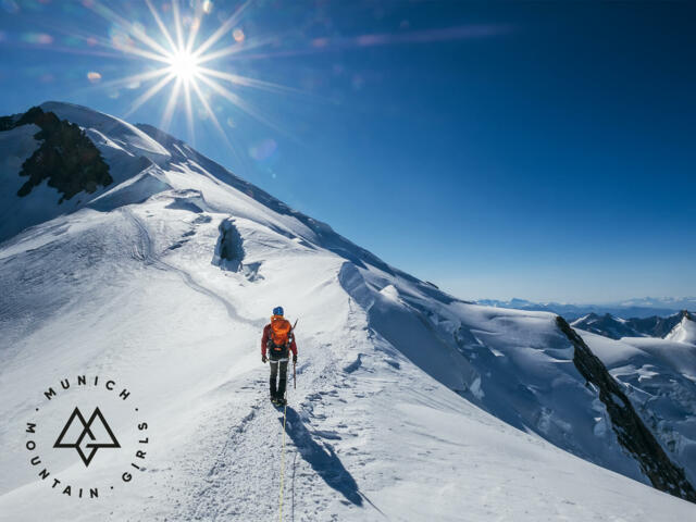 Bergsportler auf dem Weg zum Mont Blanc