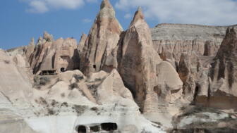 Bizarre Landschaftsformationen im Land der Feenkamine - Kappadokien - Türkei