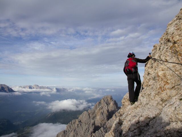 Bergsteiger am Klettersteig