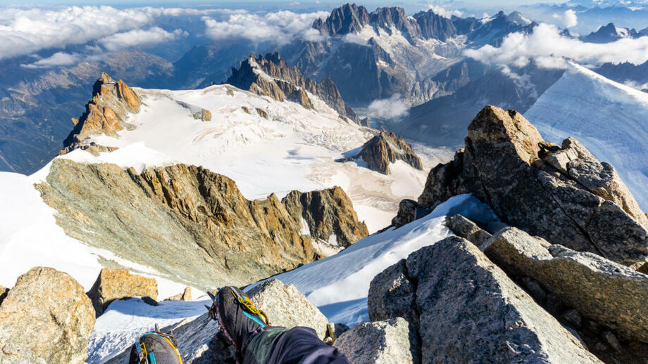 Frankreich_Chamonix_Montblanc du tacul_shutterstock_1489895033.jpg
