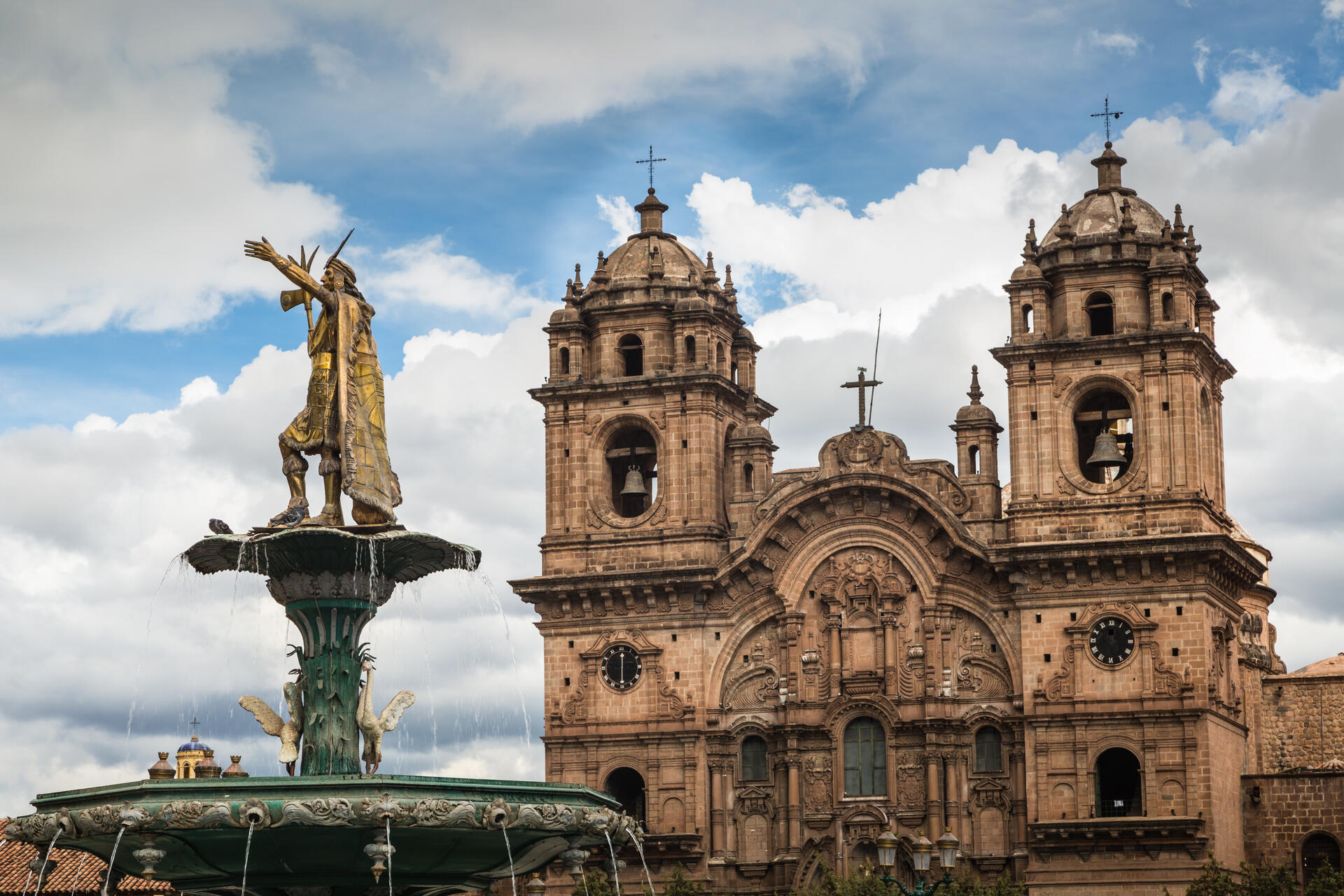 Außenansicht der Kathedrale von Cusco in Peru