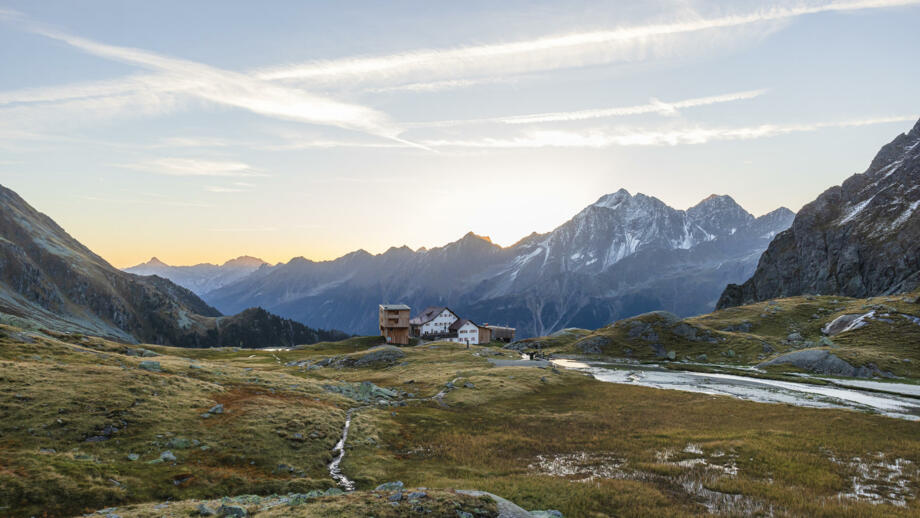 Blick von der Hütte ins Tal