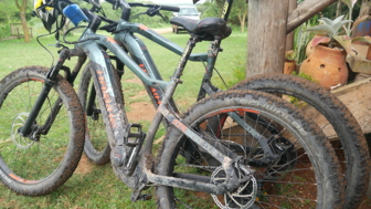 E BIKE 1 46% adapted.jpg