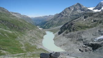 Schweiz_Engadin_Bernina_Coazhütte_HDPAL_shutterstock_443298607.jpg