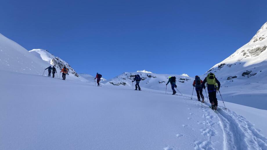 oesttereich-tirol-silvretta-jamtalhuette-gamsspitze-9srjam (24).jpg