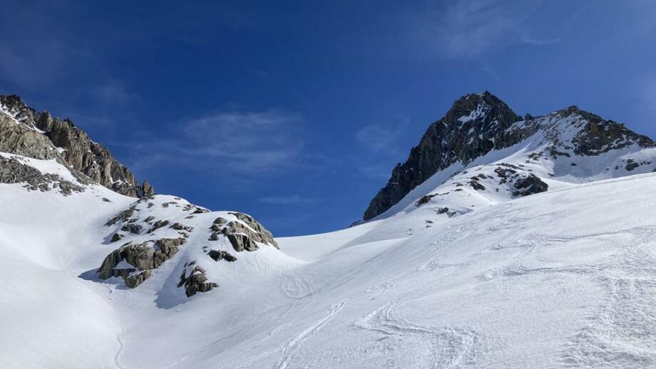 Schweiz_Rotonodhütte_Skitour (37).jpg