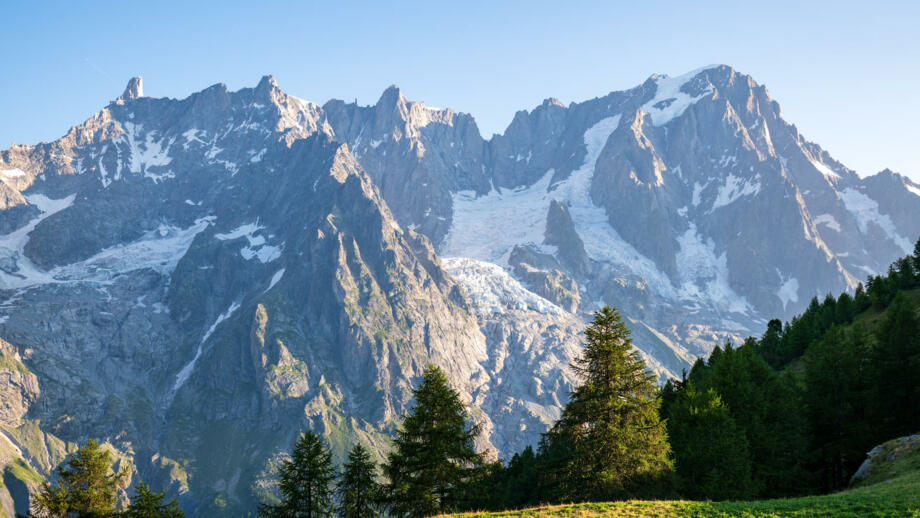 frankreich-italien-schweiz-montblanc-wanderung-bg-230720-hwtmb-p1023480.jpg