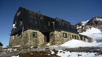 Rifugio_Vioz.jpg