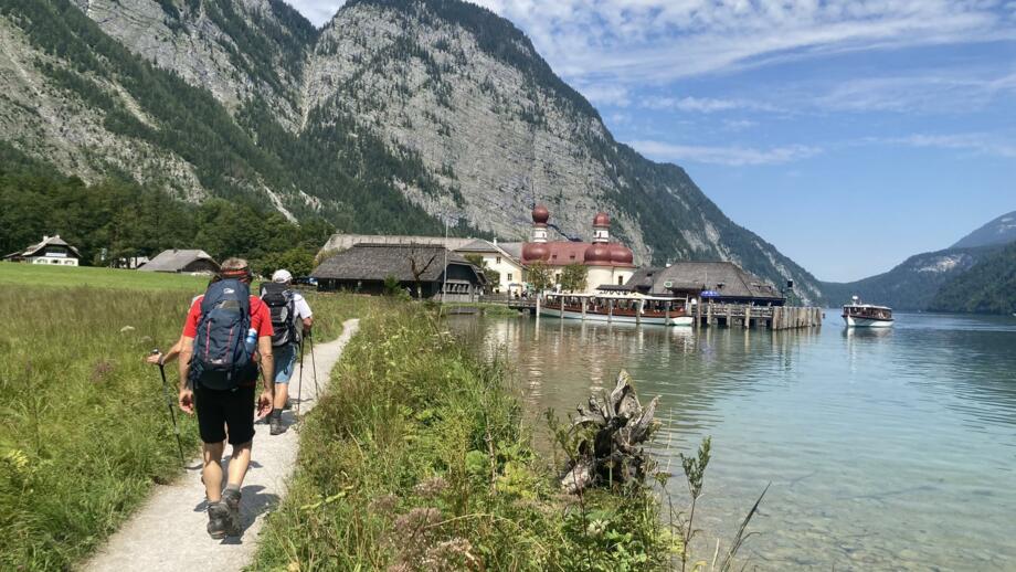 deutschland-berchtesgaden-schoenau-koenigssee-hwwatz-watzmann-umrundung-tag04-kaerlingerhaus-saugasse-koenigsee (16).jpg