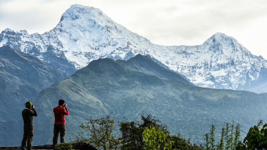 nepal-hiviann-mount-annapurna-from-tadapani-village-shutterstock_524967118.jpg