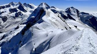 schweiz-wallis-zermatt-saasfee-hotwal-larissa-IMG_9500.jpg