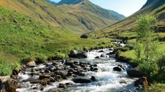 tuerkei-anatolien-tusch-bach-im-yaylalar-berg-kackar-shutterstock_2330108219.jpg