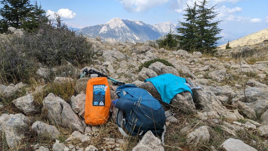 asien-tuerkei-tuayt-2023-natur-panorama-landschaft-drecksack-wandern-092333072.jpg
