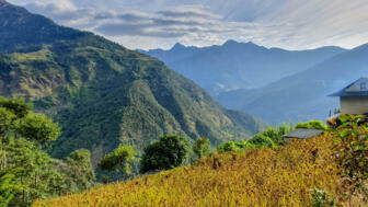nepal-kathmandu-hivieve-from-nuntala-to-bupsa-beautiful-views-of-the-local-villages-hills-and-mountains-in-solokhumbu-area-shutterstock_1581050647.jpg