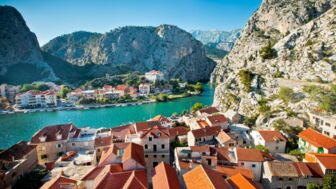 M-shutterstock_112343975 -Panorama of Omis,Croatia.jpg