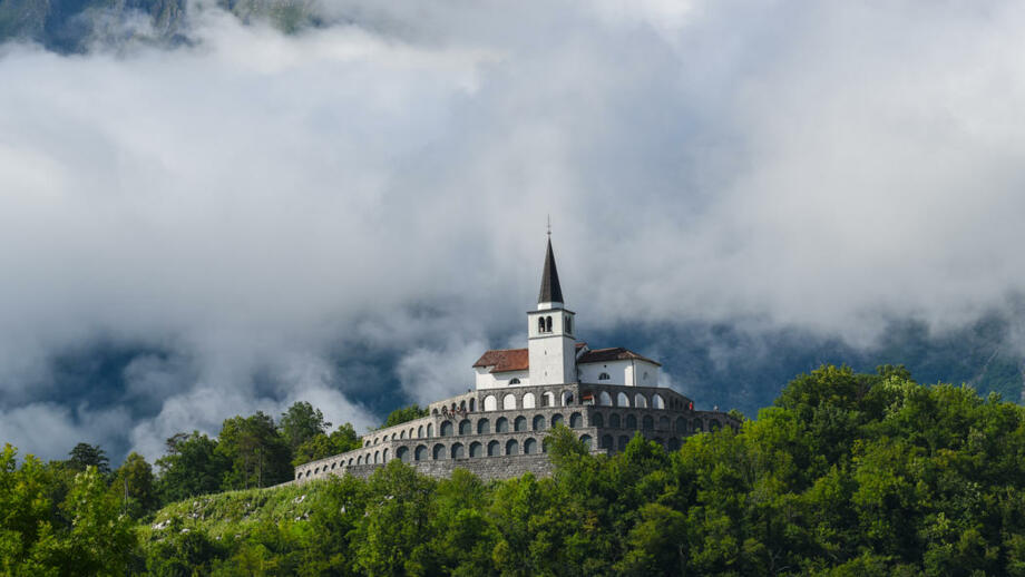 shutterstock_1152643112RAMSLO.jpg
