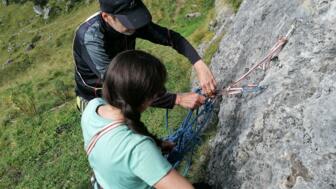 oesterreich-tirol-imst-grundkurs-fels-ausbildung-klettern-gflech-(25).jpg