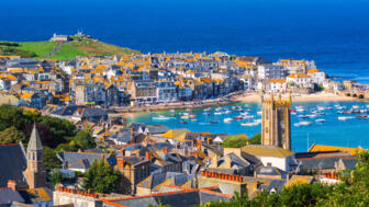 UK_Cornwall_St_Ives_shutterstock_1124267273.jpg