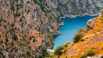 tuerkei-antalya-tulyk-kabak-valley-in-fethiye-shutterstock_1510009064.jpg