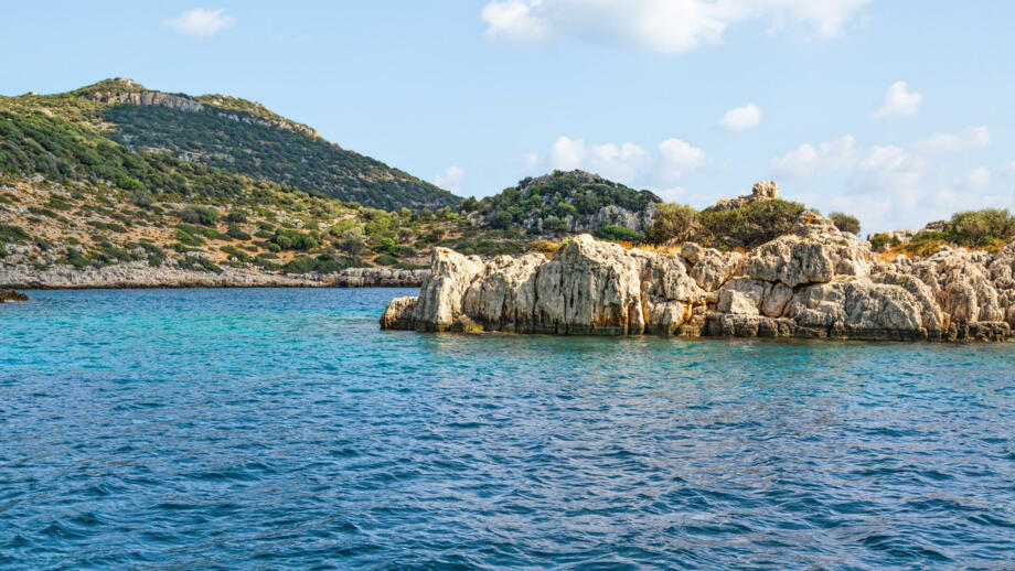 tuerkei-antalya-tulyk-ufakdere-cove-shutterstock_1381410827.jpg