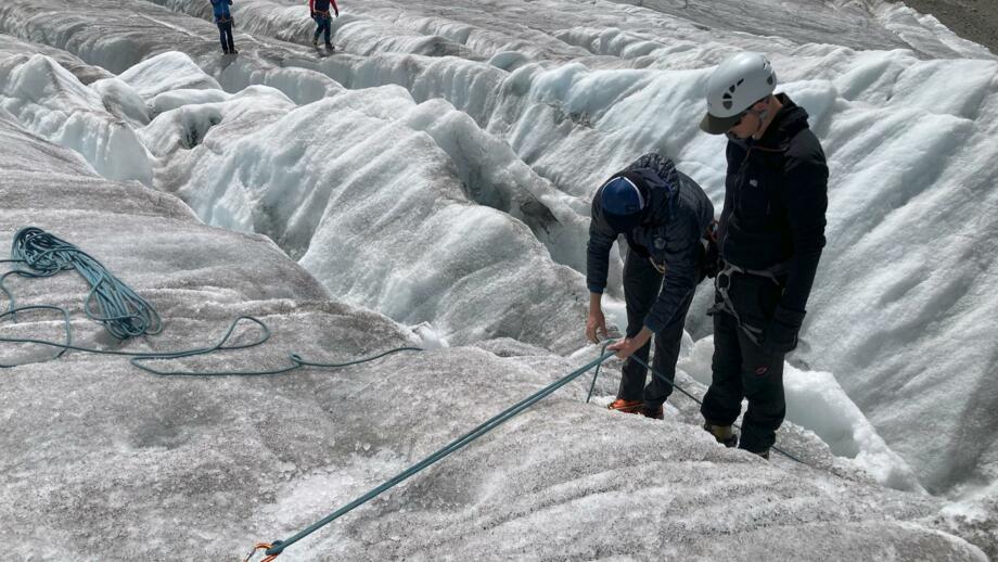 oesterreich-oetztaler-alpen-taschachhaus-gletscher-spaltenbergung-ausbildung-eisklettern-hochtour-getas-(11)-online.jpg