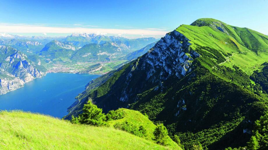 italien-trentino-gardasee-monte baldo-shutterstock-454188430.jpg