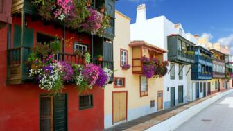 shutterstock_114189724_Santa_Cruz_LaPalma.jpg