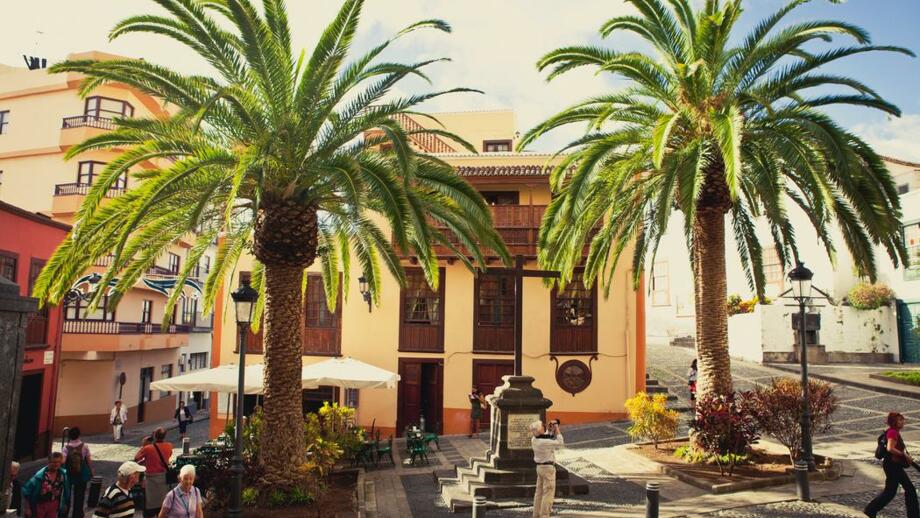 Spanien_LaPalma_SantaCruz_Plaza_de_la_Alameda__ESLAP.jpg