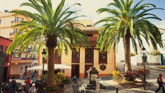 Spanien_LaPalma_SantaCruz_Plaza_de_la_Alameda__ESLAP.jpg