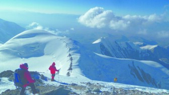expeditionen-kirgisistan-exlen-2014-natur-panorama-landschaft-berge-gletscher-schnee-teilnehmer-gruppe-1070752.jpg