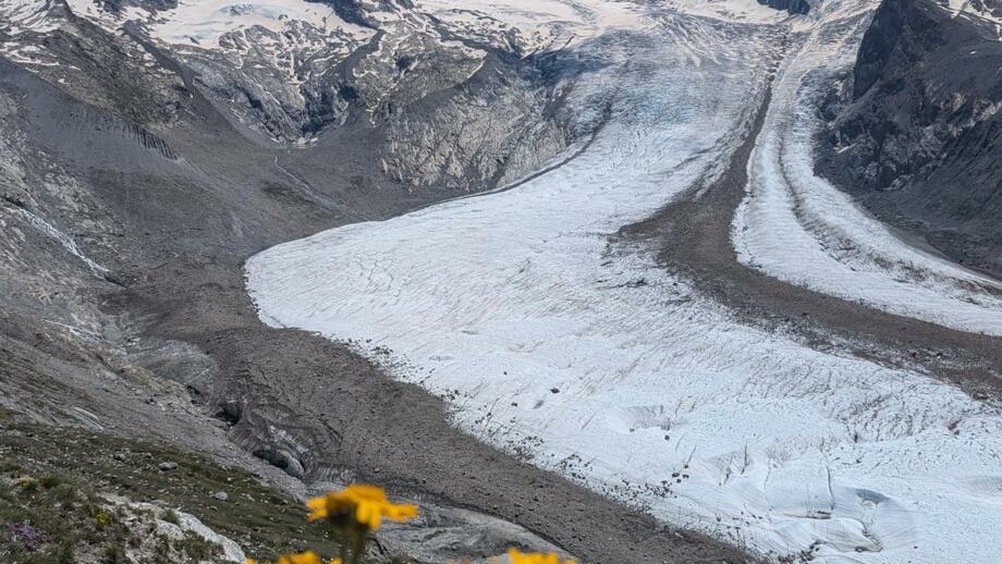 schweiz-wallis-hdlys-durfourspitze-lyskamm-weisshorn-kristyna plaeging (2).jpg