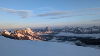 schweiz-wallis-hdlys-durfourspitze-lyskamm-weisshorn-kristyna plaeging (11).jpg