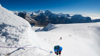 nepal-hihho-mera-peak-climbing-shutterstock_356091092.jpg