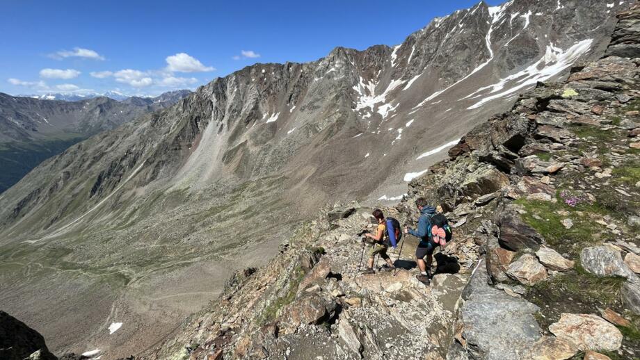 oesterreich-e5-alpenueberquerung-aqobe-fernwanderweg-mehrtageswanderung-huettenwanderung (47).jpg