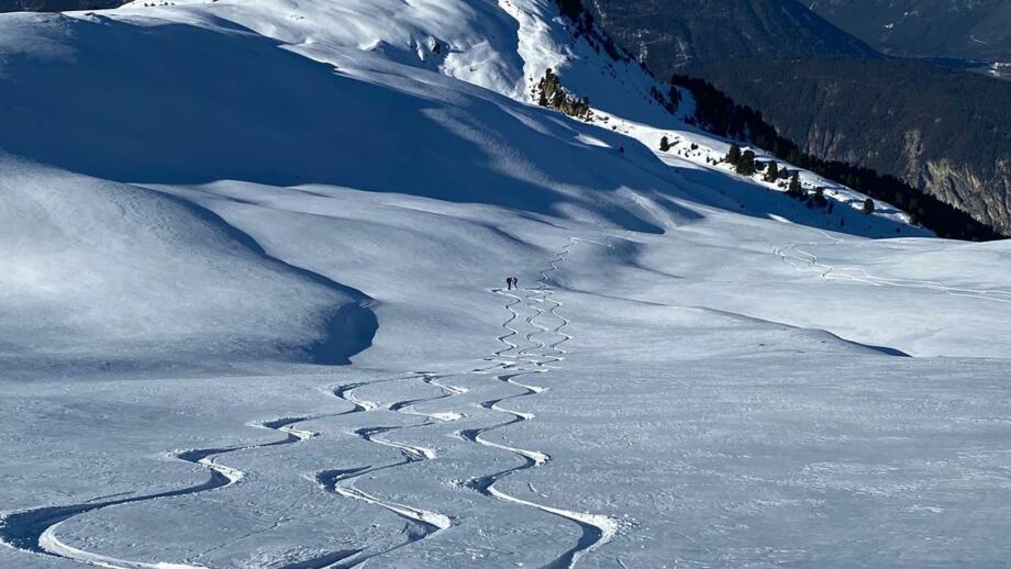 oesterreich-sellrain-kuehtai-dortmunderhuette-tiefschnee-winter-skitouren (1).jpg