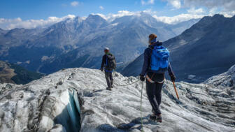 Schweiz_Wallis_Saas Fee_Gletscher_Wanderung (4).jpg