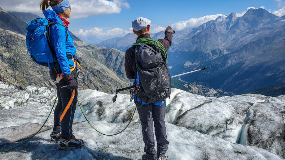 Schweiz_Wallis_Saas Fee_Gletscher_Wanderung (8).jpg