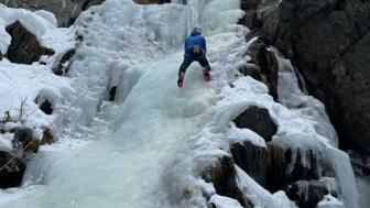 oesterreich-pitztal-eisklettern-pitztalschlucht-winter-peer alexander-9ekepiz (12).jpg
