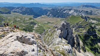 montenegro-banat-durmitor_descent from bobotov kuk.jpg