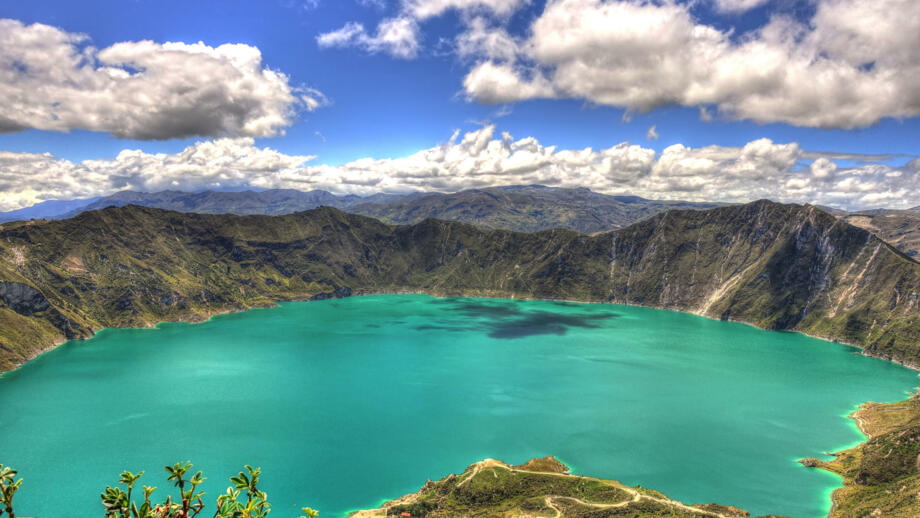 Aufnahme des Sees im Quilotoa Vulkan