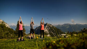 yoga-sommer-frauen-fotoproduktion-oliverfarys-X8A5730.jpg