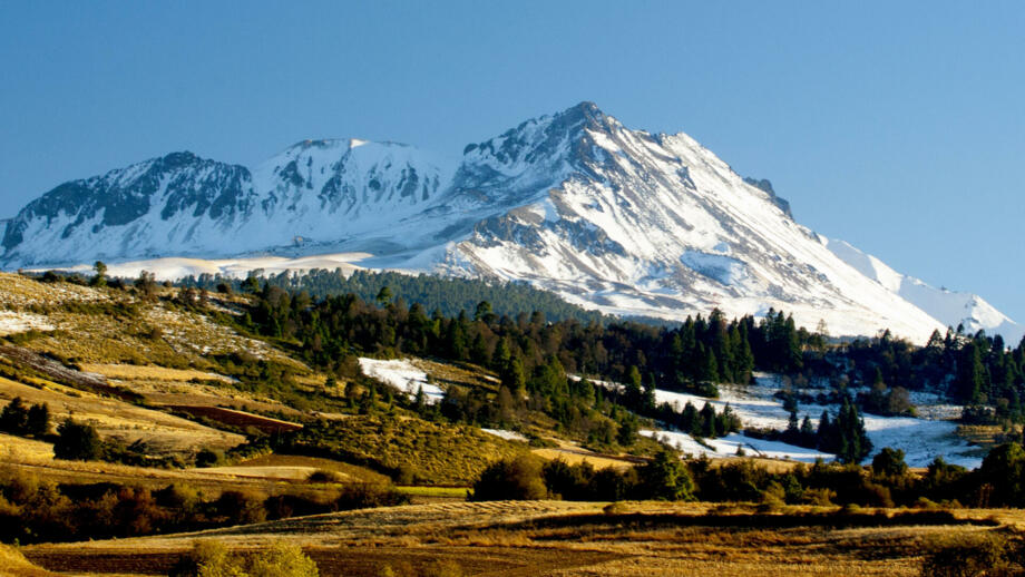 Schneebedeckter Berg Nevado de Toluca