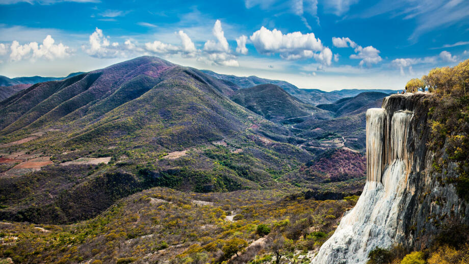 Die Kalksteinwasserfälle Hierve el Agua in Maxiko