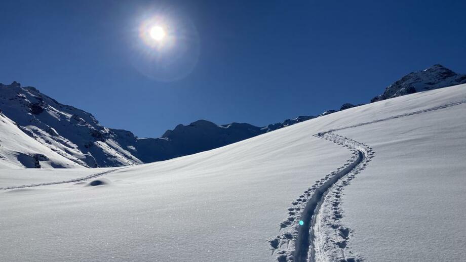 Österreich_Lizumer Hütte_Lawinenausbildung_Tuxer Alpen_Ortovox (41).jpg