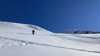 Österreich_Lizumer Hütte_Lawinenausbildung_Tuxer Alpen_Ortovox (15).jpg